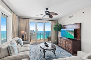 Condo, Multiple Beds (Ariel Dunes I 2001) | Living area