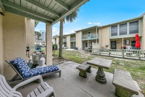 House, 2 Queen Beds (Gulf Highlands 108 - Flip Flop Hideaw) | Outdoor dining - Gulf Highlands 108 - Flip Flop Hideaway (Panama City Beach)