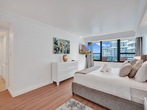 2 bedrooms, iron/ironing board, travel crib, free WiFi