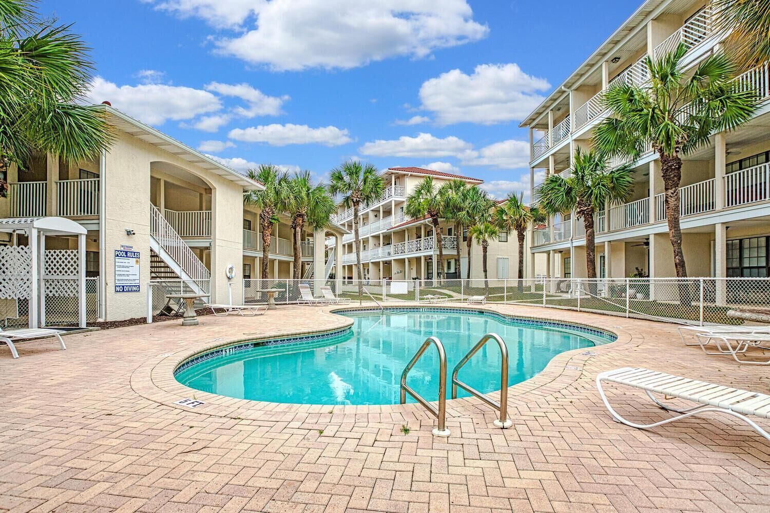 Huis, Meerdere bedden (Horizon South 40C- Good Vibes) | Zwembad | Een buitenzwembad en een verwarmd zwembad