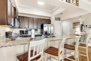 Private kitchen - Alerio A402 (Miramar Beach)
