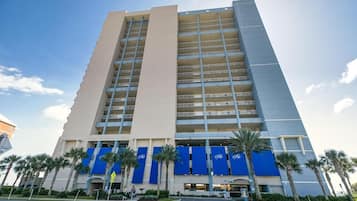 Condo, 1 Queen Bed with Sofa bed (Palazzo 404) | Exterior