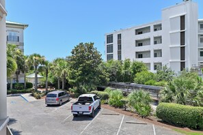 House, Multiple Beds (Legacy 502 - Abalone) | Property grounds