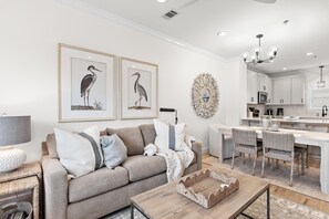 House, Multiple Beds (Legacy 502 - Abalone) | Living area | TV