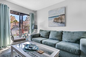 Living area - Portside I5 (Panama City Beach)