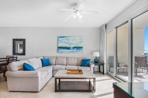 Condo, Multiple Beds (Leeward Key 405) | Living area - Leeward Key 405 (Miramar Beach)