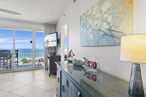 Interior - Leeward Key 505 (Miramar Beach)