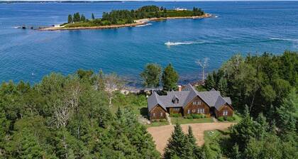 Chimerique on the Water in Maine