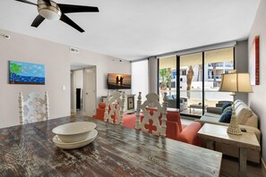 Condo, Multiple Beds (East Pass 101) | Dining