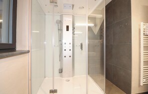 Een douche, een haardroger