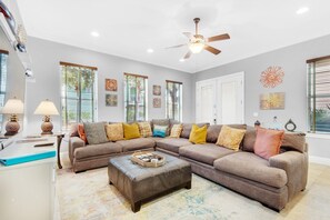 House, Multiple Beds (Here Comes the Sun) | Living area | TV - Here Comes the Sun (Destin)