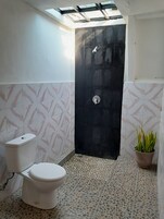 Habitación básica | Baño