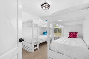 Hus, flere senger (Destin4Relaxin) | 3 soverom og wi-fi