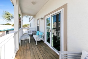 Stadtwohnung, Mehrere Betten (The Palms A6) | Terrasse/Patio