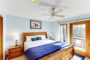 3 habitaciones, acceso a internet y ropa de cama