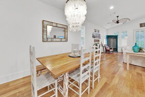 Dining - Sun Kissed (Santa Rosa Beach)