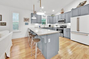 House, Multiple Beds (Sun Kissed) | Private kitchen | Toaster - Sun Kissed (Santa Rosa Beach)