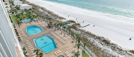 Condo, 1 King Bed with Sofa bed (The Summit 1206) | Pool
