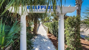 Leilighet, 1 queensize-seng med sovesofa (Gulf Place Caribbean 311) | Overnattingsstedets uteområder