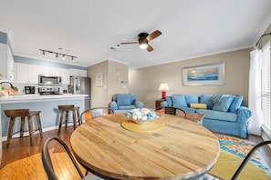 Condo, 1 cama King size y sofá cama (Gulf Place Caribbean 205 - 30A Beach ) | Restaurantes