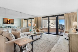 Condo, Multiple Beds (Edgewater #1007) | Living area