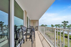 Condo, várias camas (Dunes of Panama 203C) | Terraço/pátio