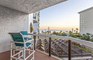 Condo, várias camas (Surfside Resort #208- Emerald Dreams) | Área da propriedade