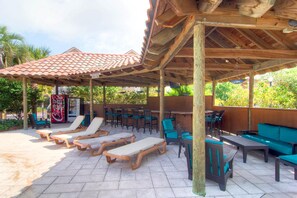 House, Multiple Beds (Goin' Koastal) | Outdoor dining
