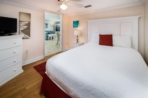 Condo, Multiple Beds (Nautilus 1102) | WiFi
