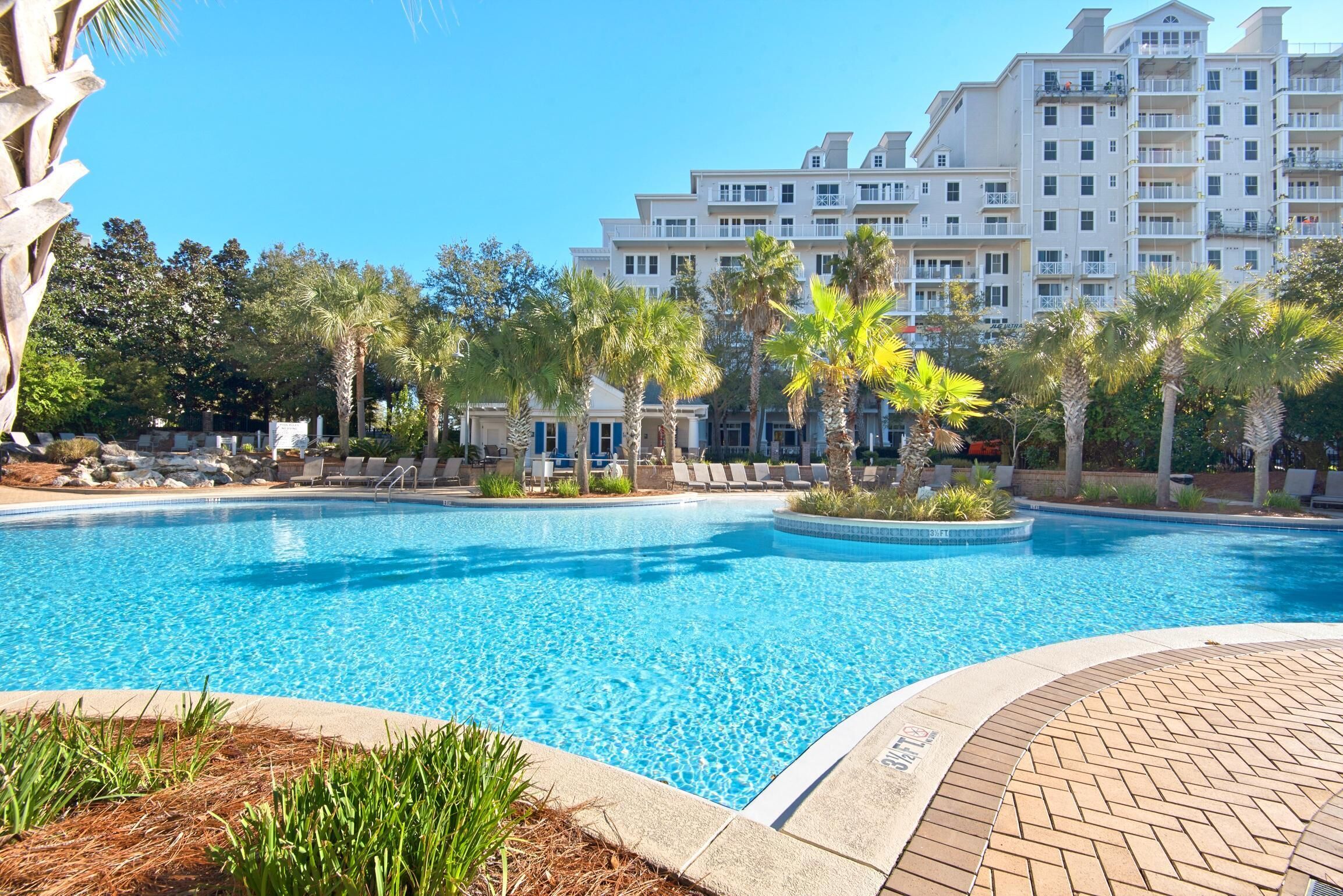 House, Multiple Beds (Fairways 309) | Pool | Outdoor pool, a heated pool