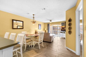 Condo, Multiple Beds (Ciboney 4009) | Dining