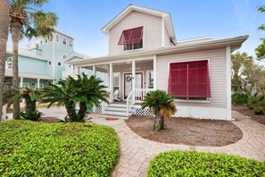 House, Multiple Beds (Heart and Sol) | Exterior