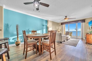 Lägenhet - flera sängar (Ocean Reef 1704) | Restauranger