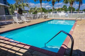 Hus, flere senger (Sea Ya Sun) | Basseng | Utendørsbasseng og et oppvarmet basseng