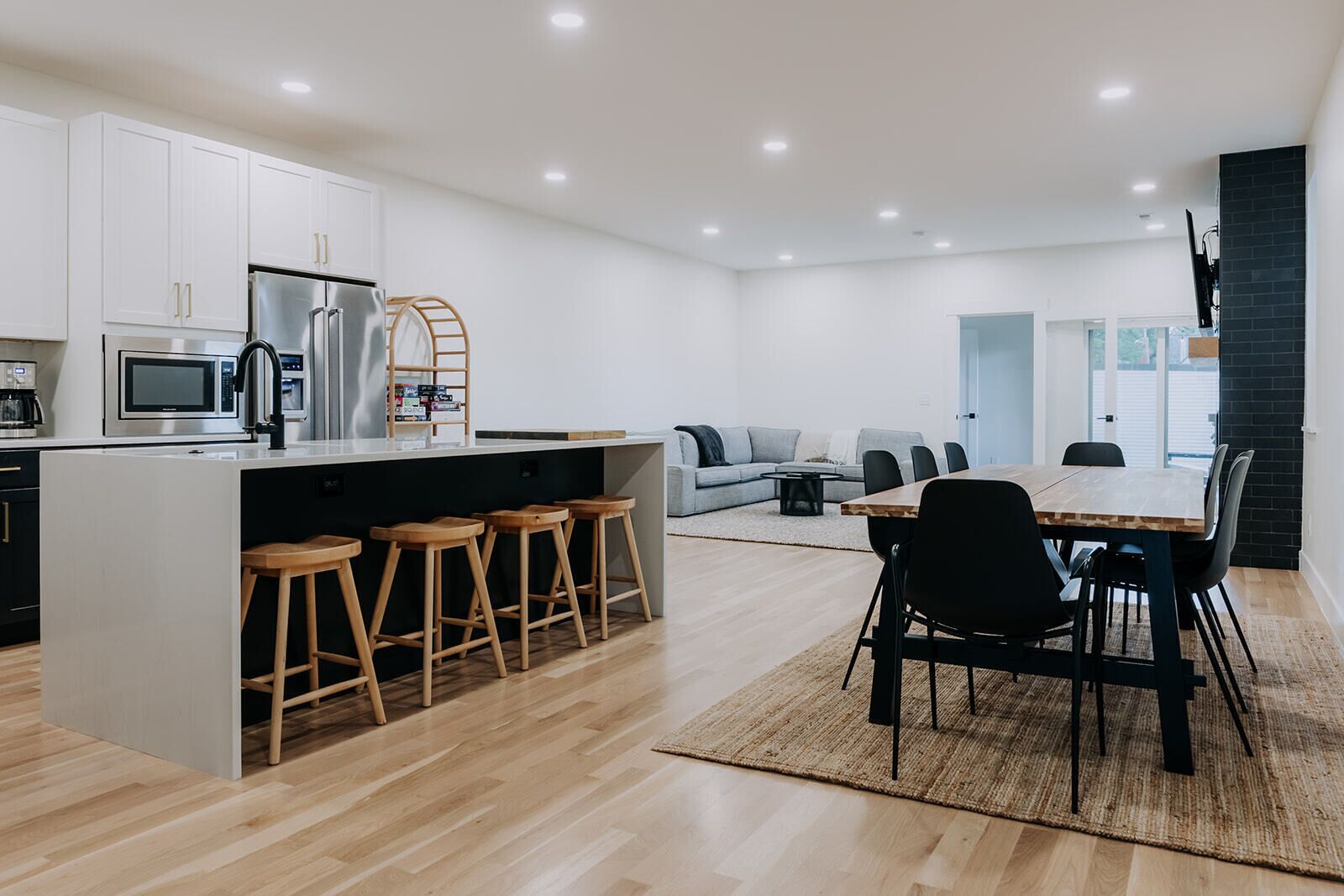 KING Beds - Stylish 4BR near Stadium & Sloans Lake w/Rooftop!