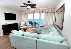 Living area - Grandview East 702 (Panama City Beach)