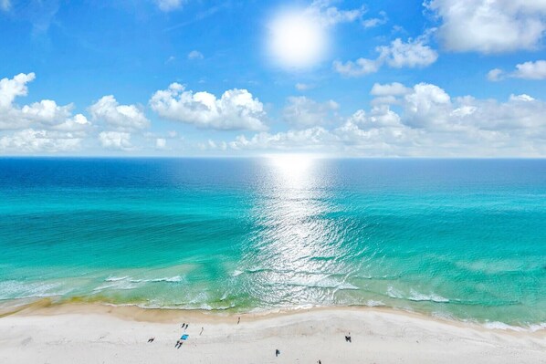 Condo, 1 King Bed with Sofa bed (Tidewater 2409 - Our Perch at the Pie) | Beach | On the beach
