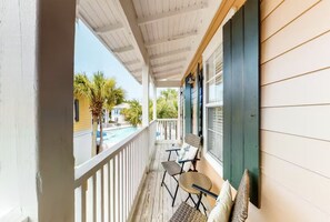 House, Multiple Beds (Seagrove Bungalow 110 - One Ten Again) | Property grounds - Seagrove Bungalow 110 - One Ten Again (Santa Rosa Beach)