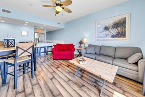 Appart'hôtel, plusieurs lits (Sterling Reef 1904- Penthouse) | Coin séjour