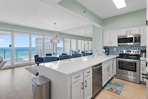 Condo, 1 King Bed with Sofa bed (Tides at Tops'l 907) | Private kitchen - Tides at Tops'l 907 (Miramar Beach)