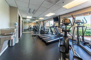 Condo, 2 Double Beds (Luau I 7101) | Fitness facility
