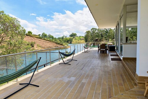 Villa Camila, El Peñol, Guatapé. Your Dream All-Inclusive Colombian Villa Awaits