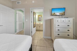Condo, Multiple Beds (Sterling Reef 407) | 3 bedrooms, WiFi - Sterling Reef 407 (Panama City Beach)