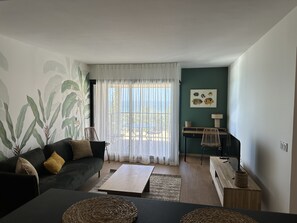 Smart TV - La Voile du Rocher (Nouméa)