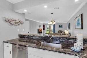 House, Multiple Beds (Summerhouse Townhomes #27) | Interior