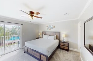 Byhus - flere senge (Summerhouse Townhomes #27) | 2 soveværelser, Wi-Fi