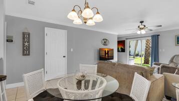 Townhome, Multiple Beds (Summerhouse Townhomes #27) | Interior