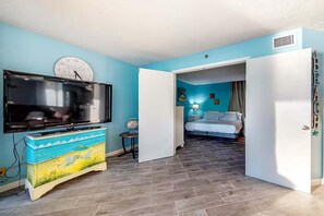 Condo, 1 King Bed with Sofa bed (Sunbird 606W) | Bathroom | Towels, soap, toilet paper - Sunbird 606w (Panama City Beach)