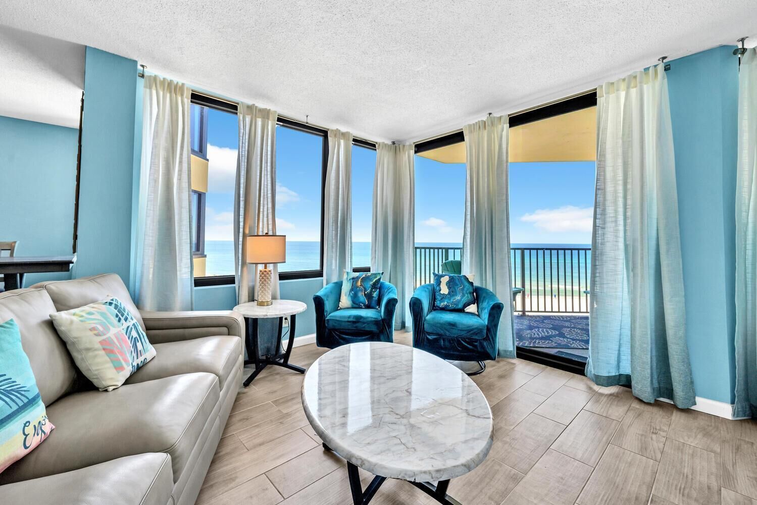 Condo, 1 King Bed with Sofa bed (Sunbird 606W) | Living area