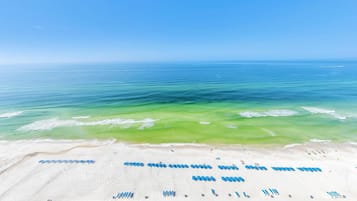 Condo, 1 King Bed with Sofa bed (Splash 1902E - Cast-a-Waves) | Beach | On the beach